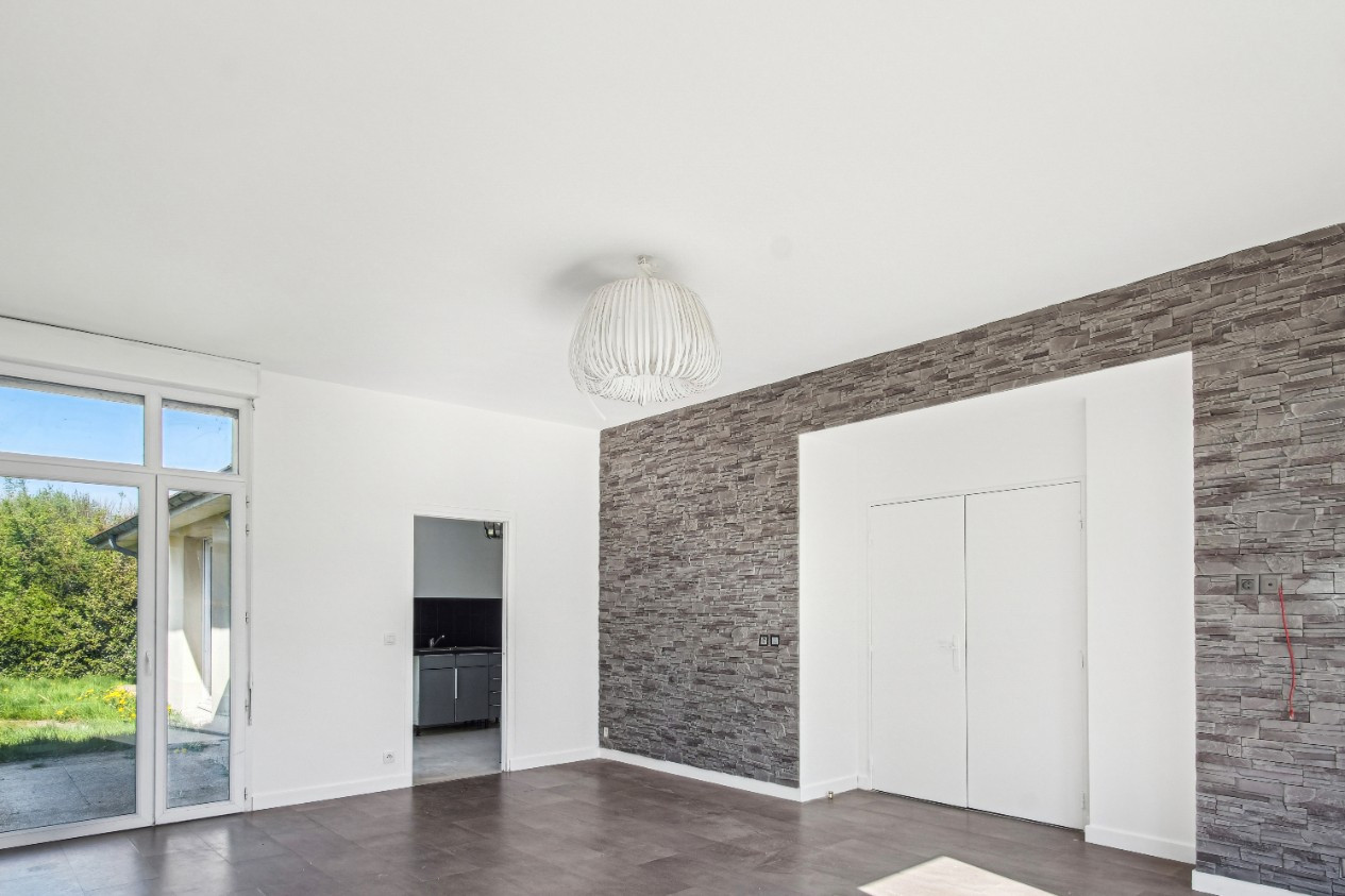 
                                                Vente
                                                 lot 4 - Chanteloup-en-Brie