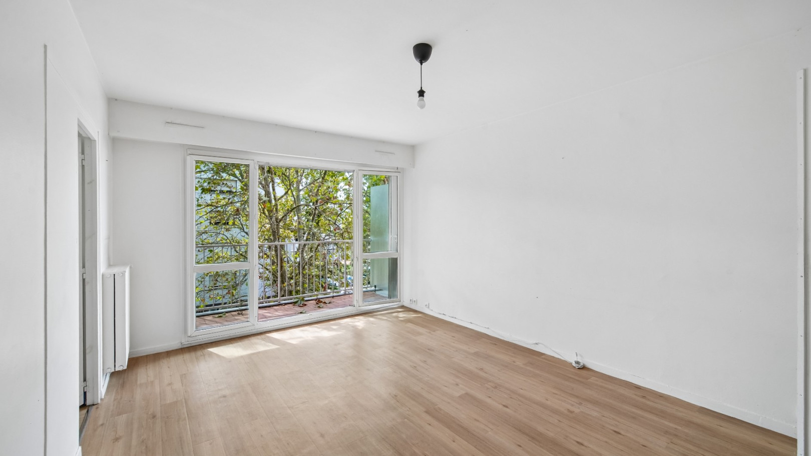 
                                                Vente
                                                 lot 333 Noisy-le-Grand