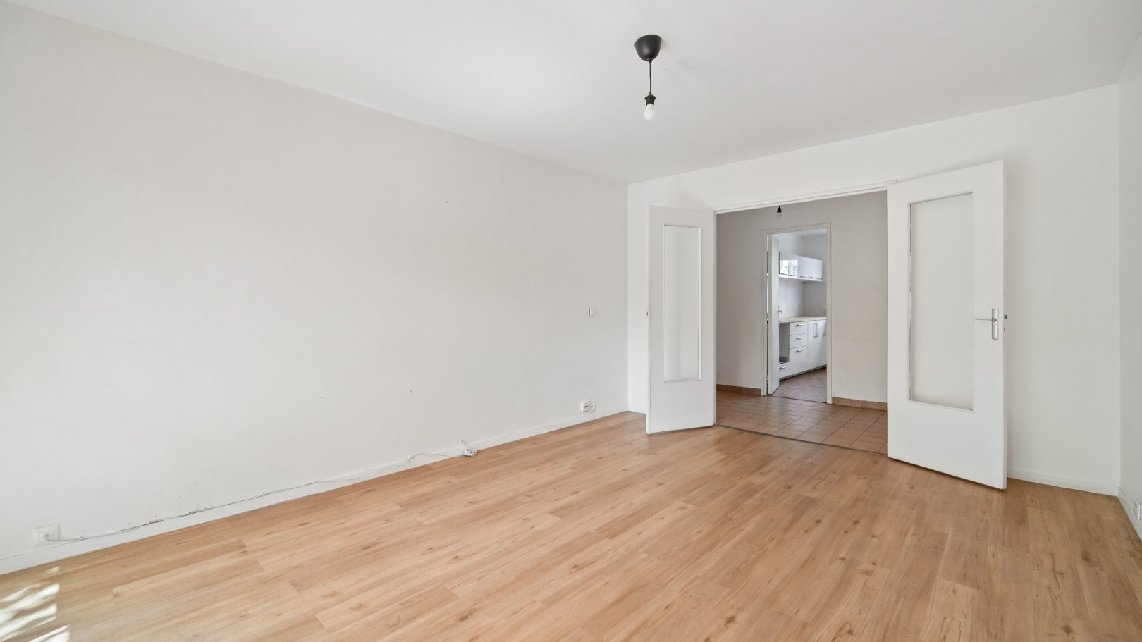 
                                                Vente
                                                 lot 333 Noisy-le-Grand