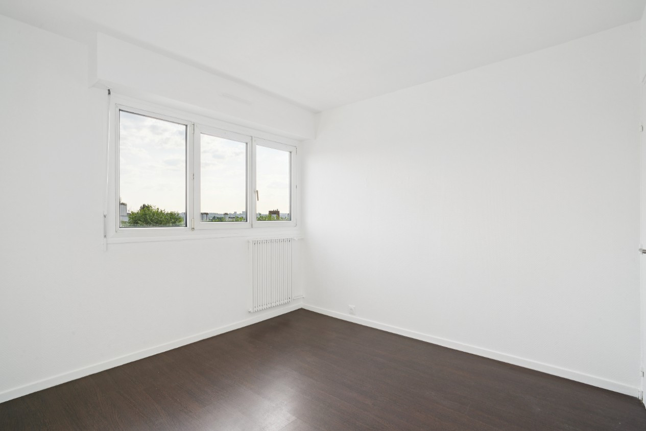 
                                                Vente
                                                 lot 519 Noisy-le-Grand