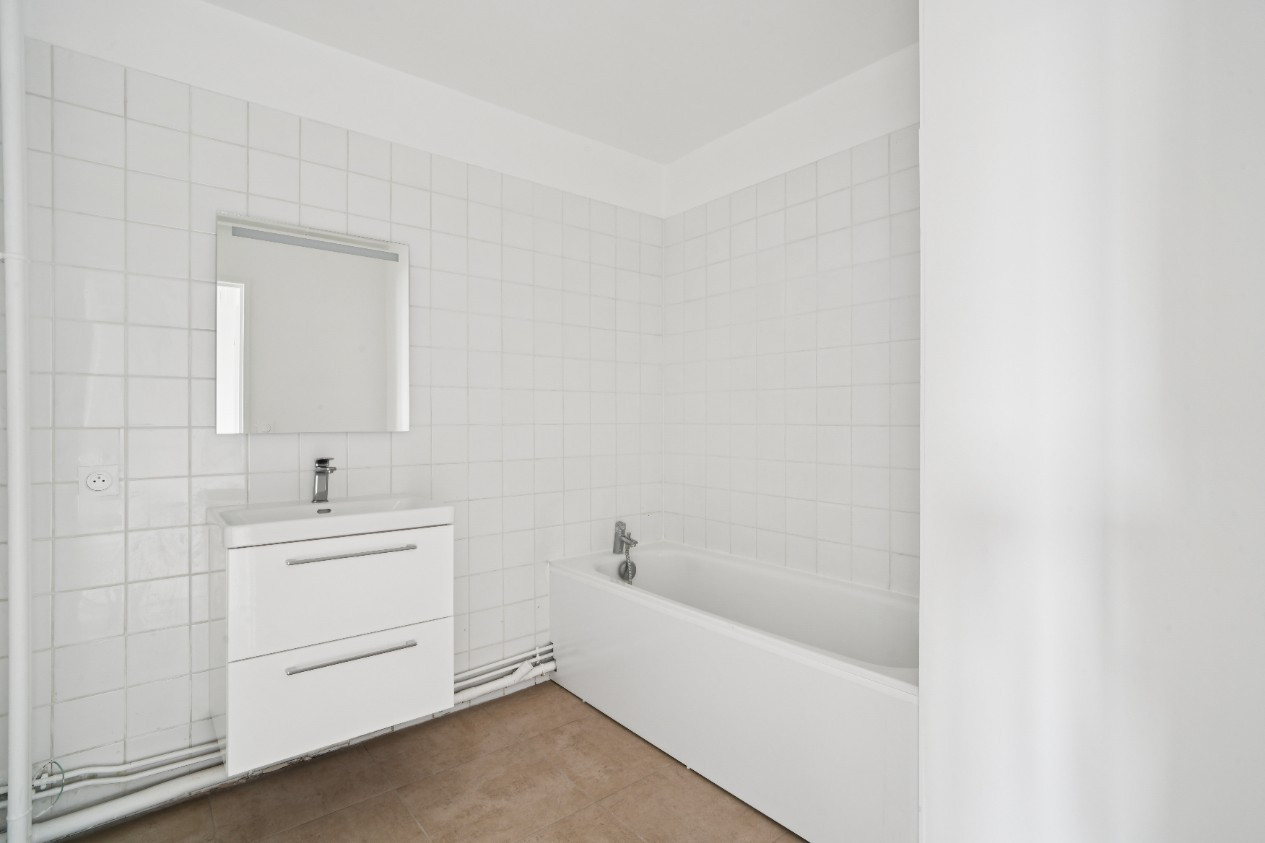 
                                                Vente
                                                 lot 519 Noisy-le-Grand