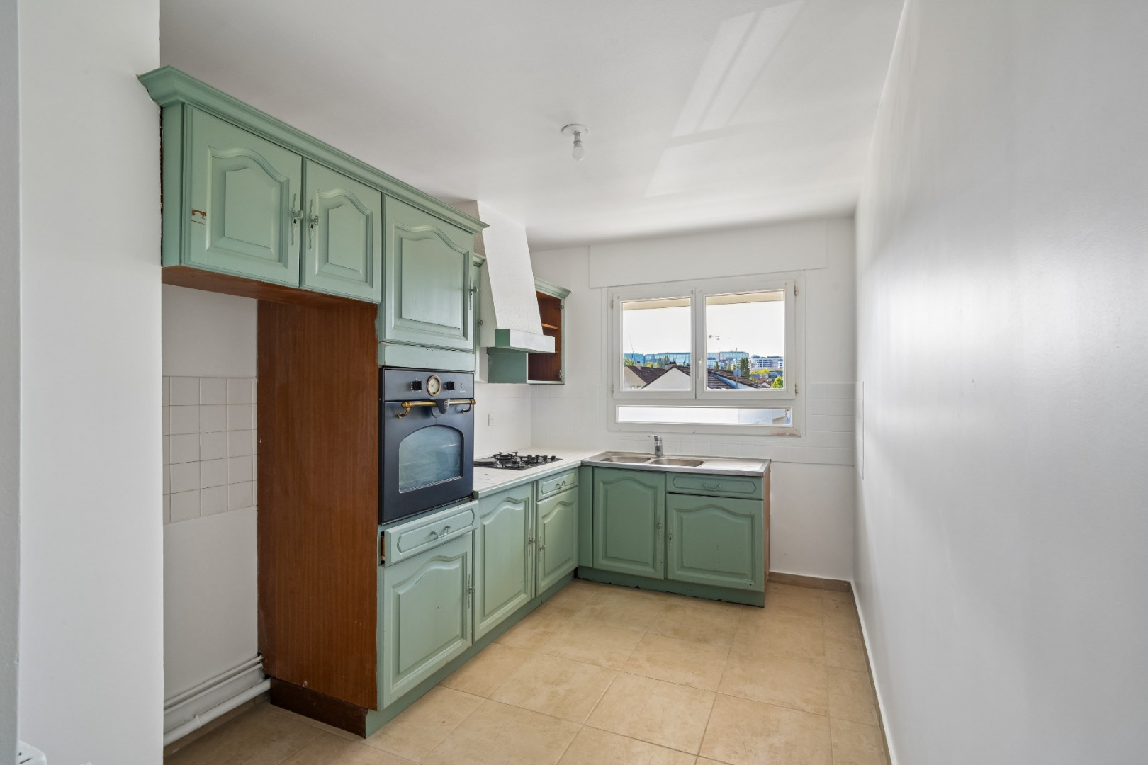 
                                                Vente
                                                 lot 519 Noisy-le-Grand