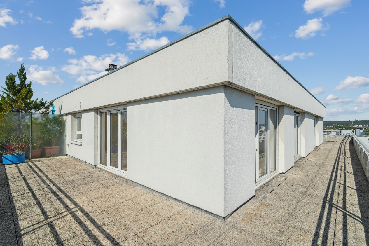 
                                                Vente
                                                 lot 522 Noisy-le-Grand