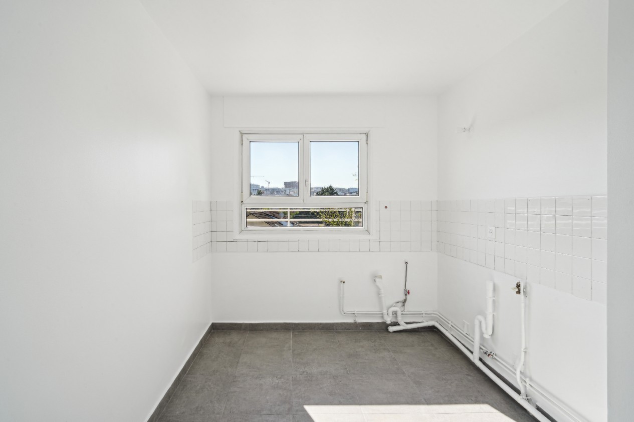 
                                                Vente
                                                 lot 522 Noisy-le-Grand