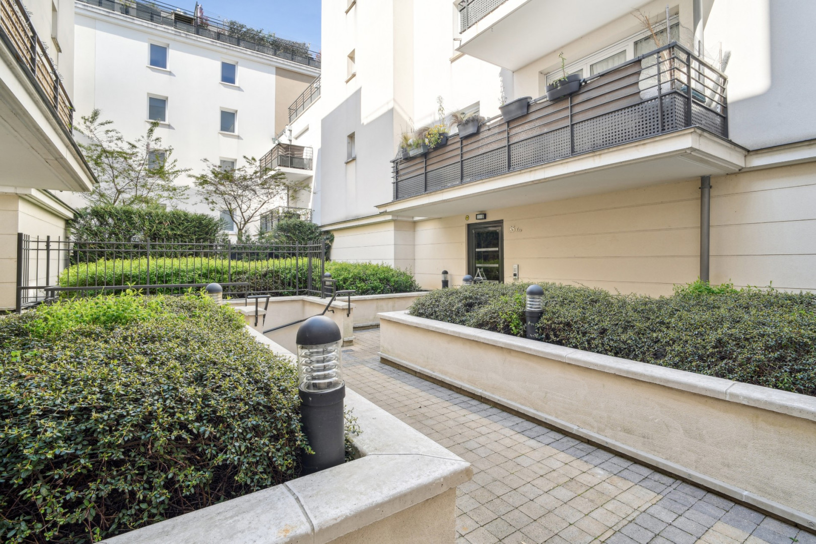 
                                                Vente
                                                 lot 60 ROSNY SOUS BOIS
