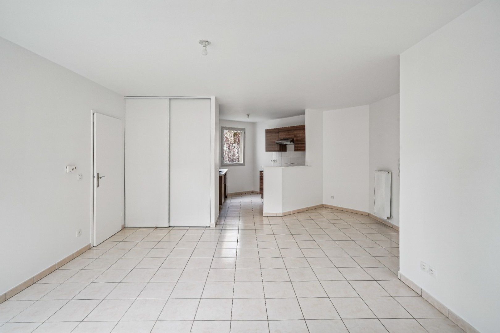 
                                                Vente
                                                 Lot C28 St Denis