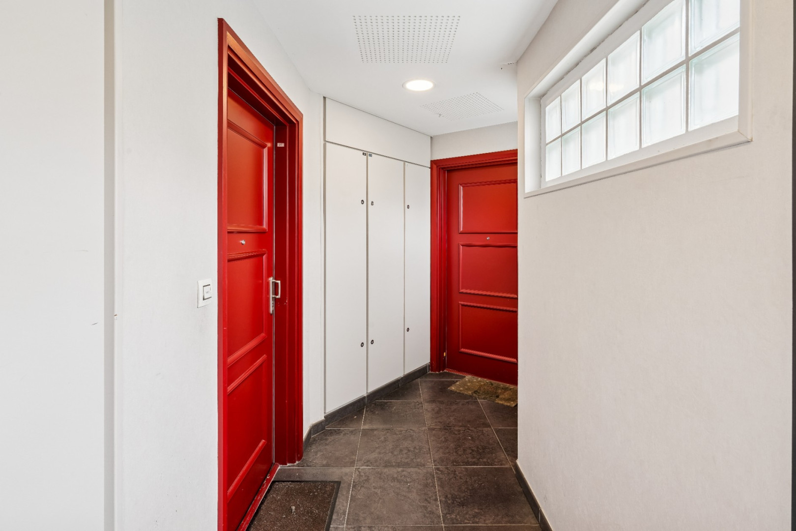 
                                                Vente
                                                 Lot C28 St Denis