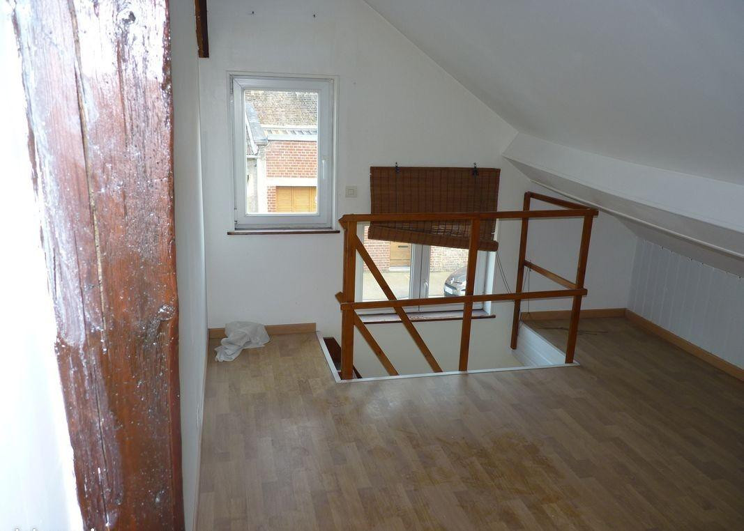 
                                                Location
                                                 Loue appartement La Hotoie