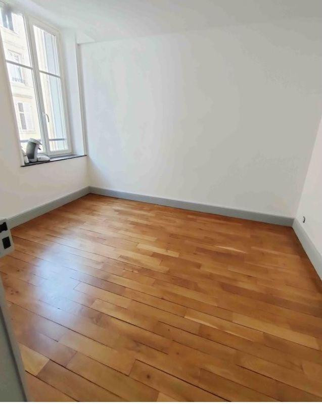 
                                                Location
                                                 Loue appartement T2 sur Nancy