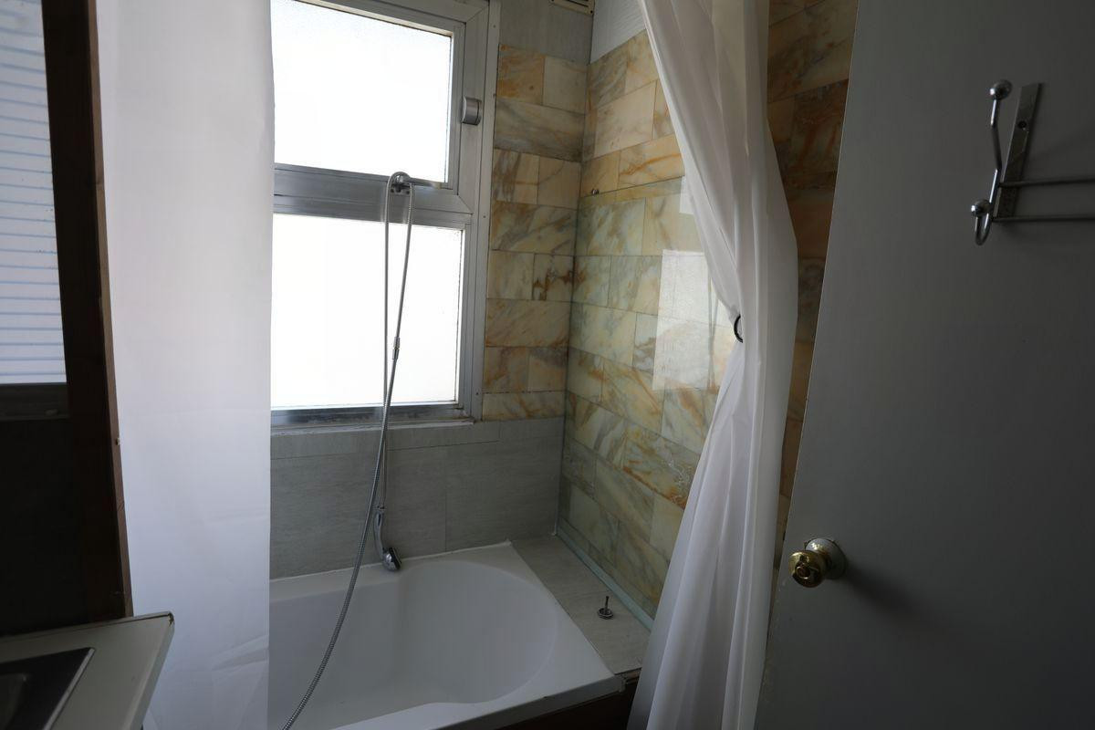 
                                                Location
                                                 Loue apt T2 Bordeaux /le Bouscat Barrière du Médoc