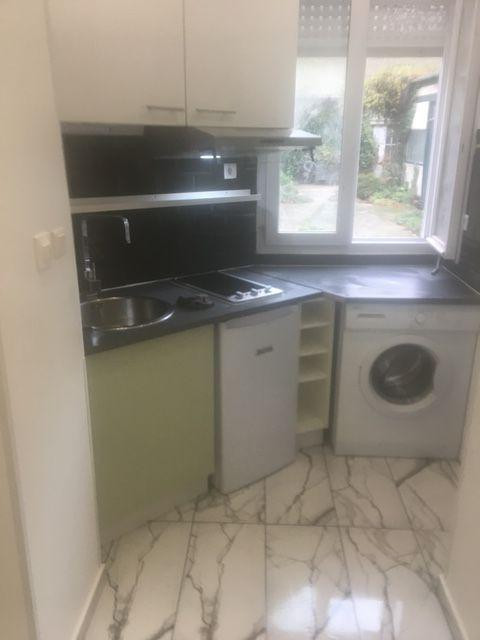 
                                                Location
                                                 Loue beau studio Saint Denis
