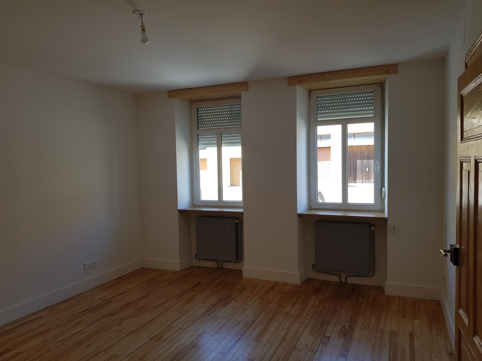 
                                                Location
                                                 Loue beau T3  au calme, avec  belle vue à ETZLING