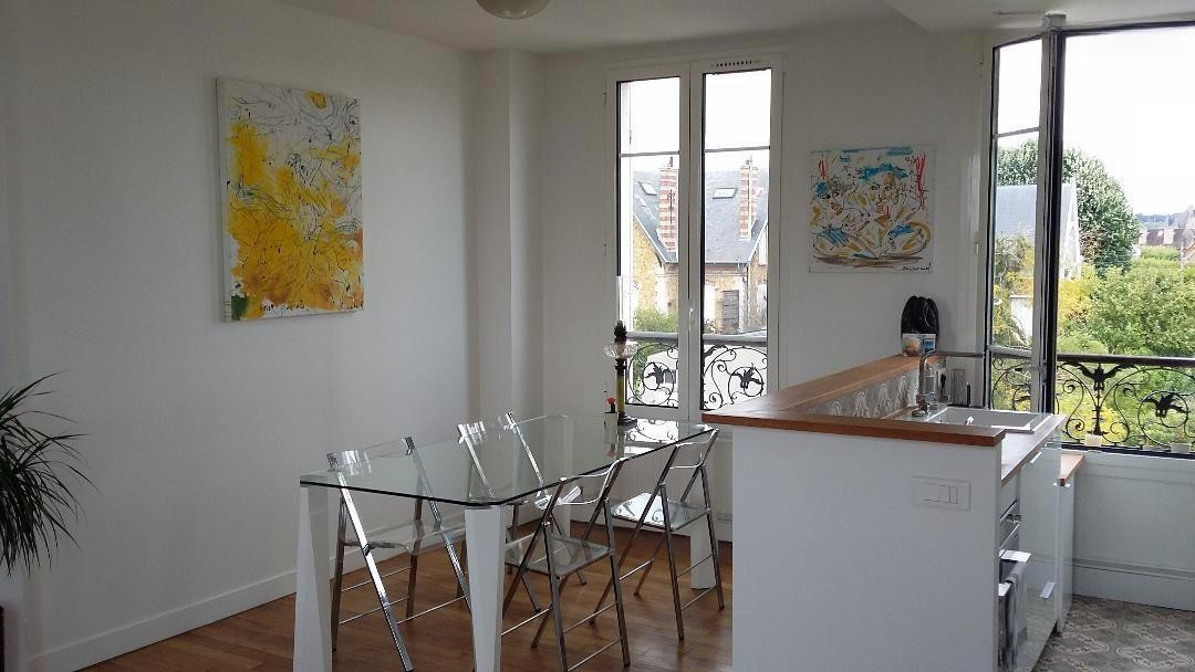 
                                                Location
                                                 Loue bel appartement 2 pièces meublé - 45m²