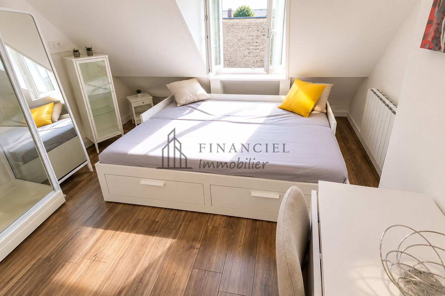 
                                                Location
                                                 LOUE CHARMANT STUDIO PONT CARDINET/VILLIERS