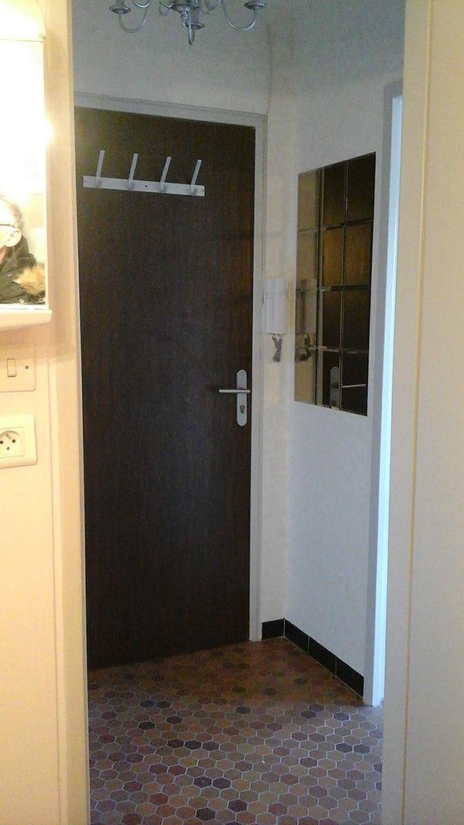 
                                                Location
                                                 Loué f1bis avec parking privatif 6ème et dernier