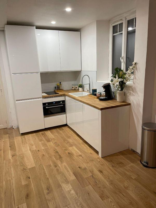 
                                                Location
                                                 Loue F2 meublé Courbevoie