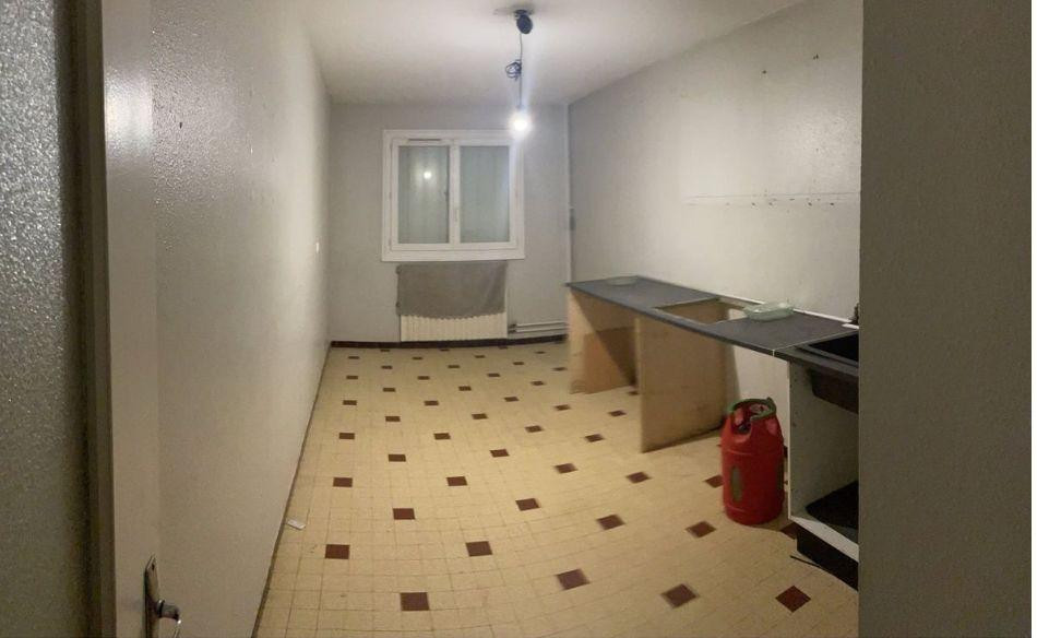 
                                                Location
                                                 Loue F3 BIS 97m2