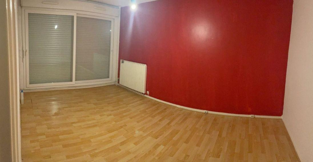 
                                                Location
                                                 Loue F3 BIS 97m2
