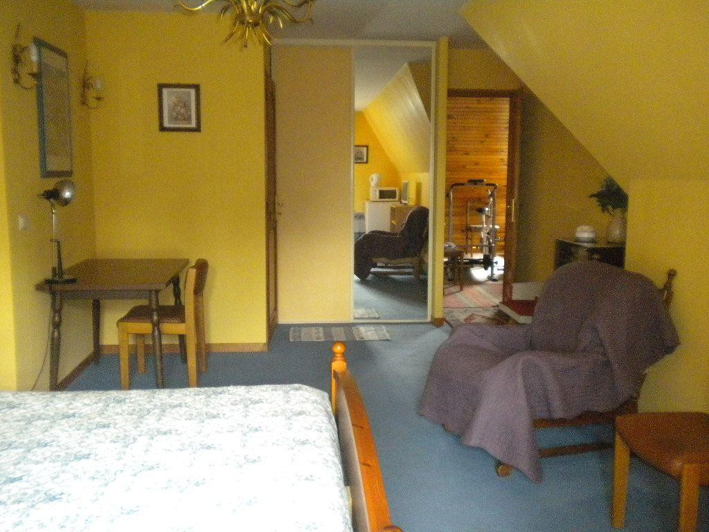 
                                                Colocation
                                                 Loue Grande chambre pour Étudiant stagiaire