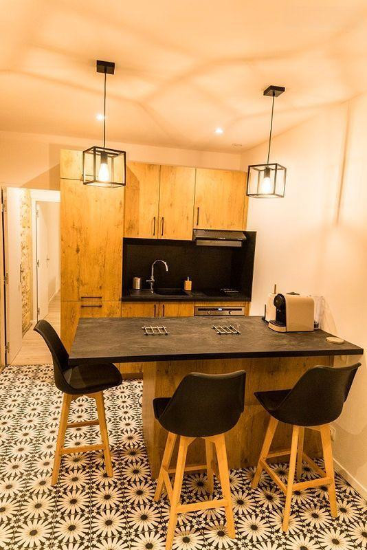 
                                                Location
                                                 Loue magnifique T2 centre de Bordeaux 32m² ultra-