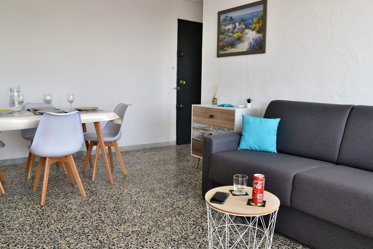 
                                                Location
                                                 Loue Magnifique T2 Valmante