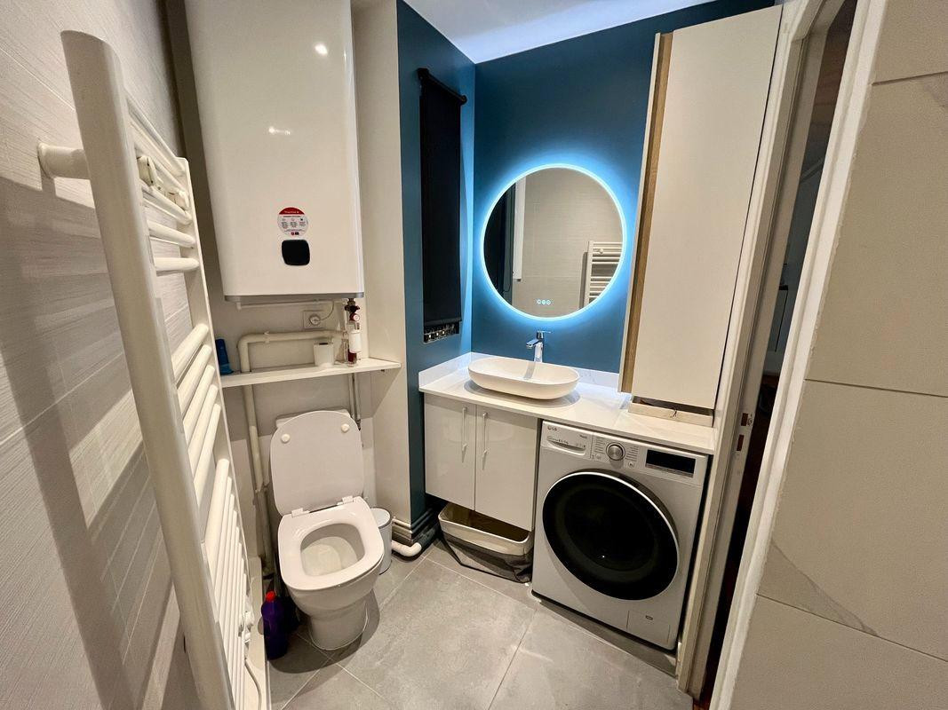 
                                                Location
                                                 Loue meublé 2 pièces 42m² Levallois-Perret