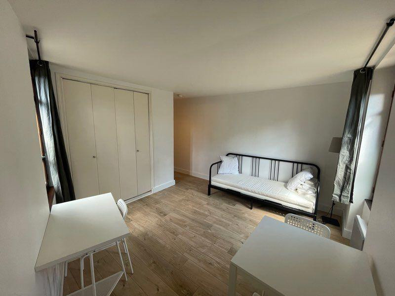 
                                                Location
                                                 Loue studio étudiant dans toulousaine veto ENVT