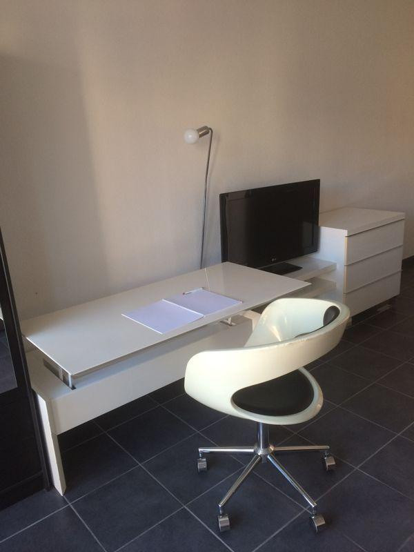 
                                                Location
                                                 Loue studio pour étudiant