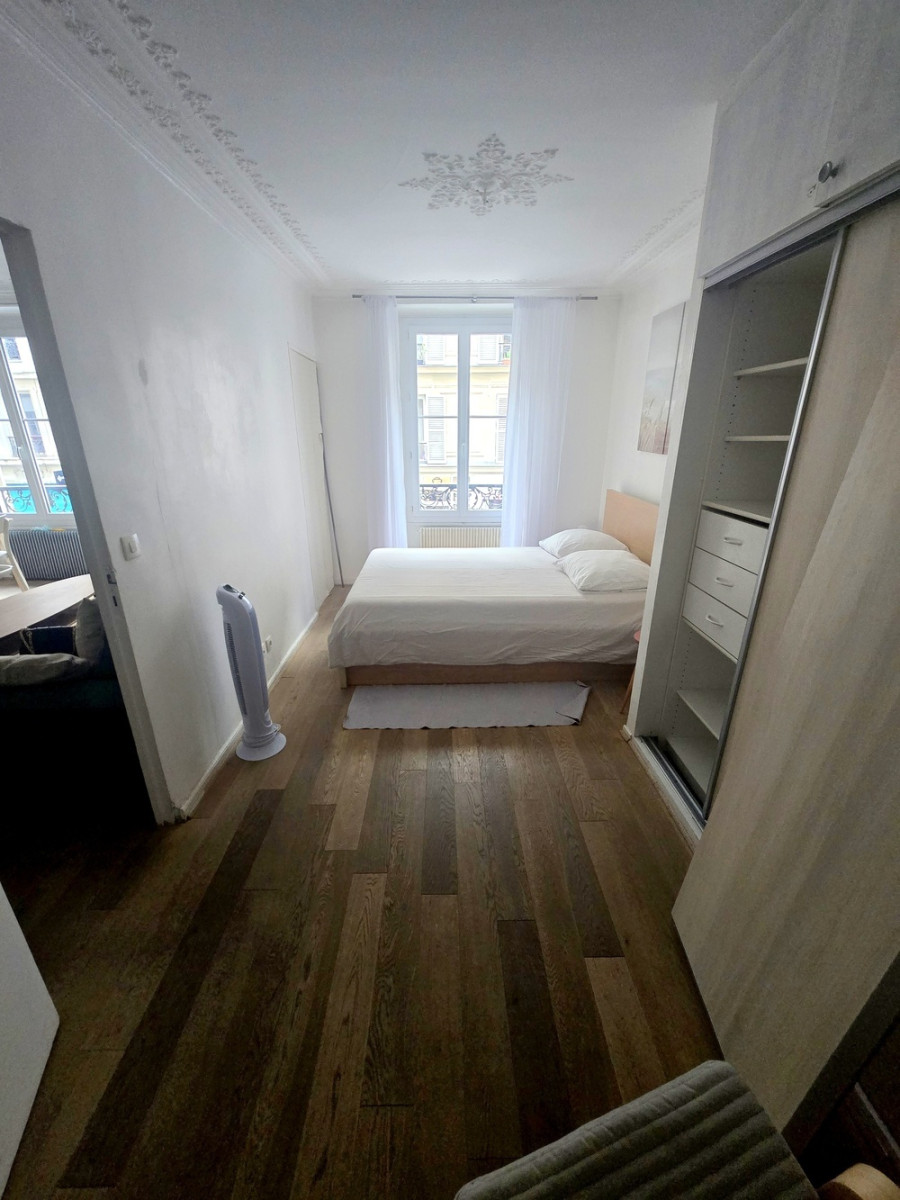 
                                                Location
                                                 LOUE SUPERBE 3 PIECES MEUBLE - 56 m²