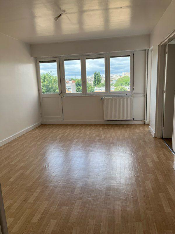 
                                                Location
                                                 Loue T2 bis