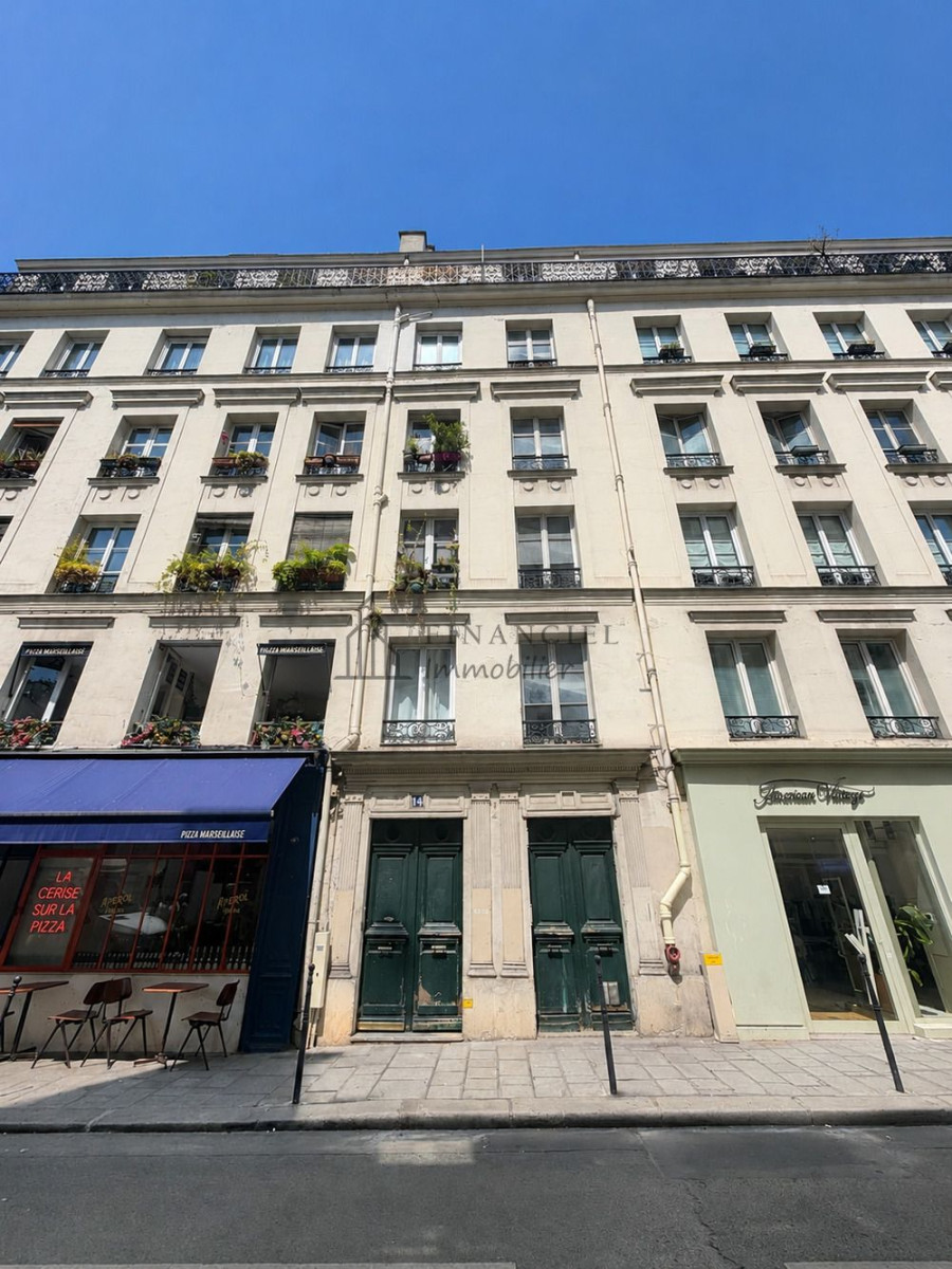
                                                Location
                                                 LOUE TRES BEAU 2 PIECES - MARAIS