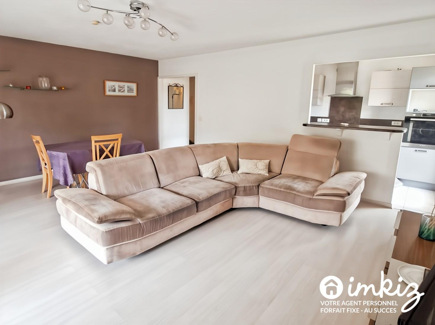 
                                                Vente
                                                 Lumineux appartement 4 pièces Secteur des Rascas