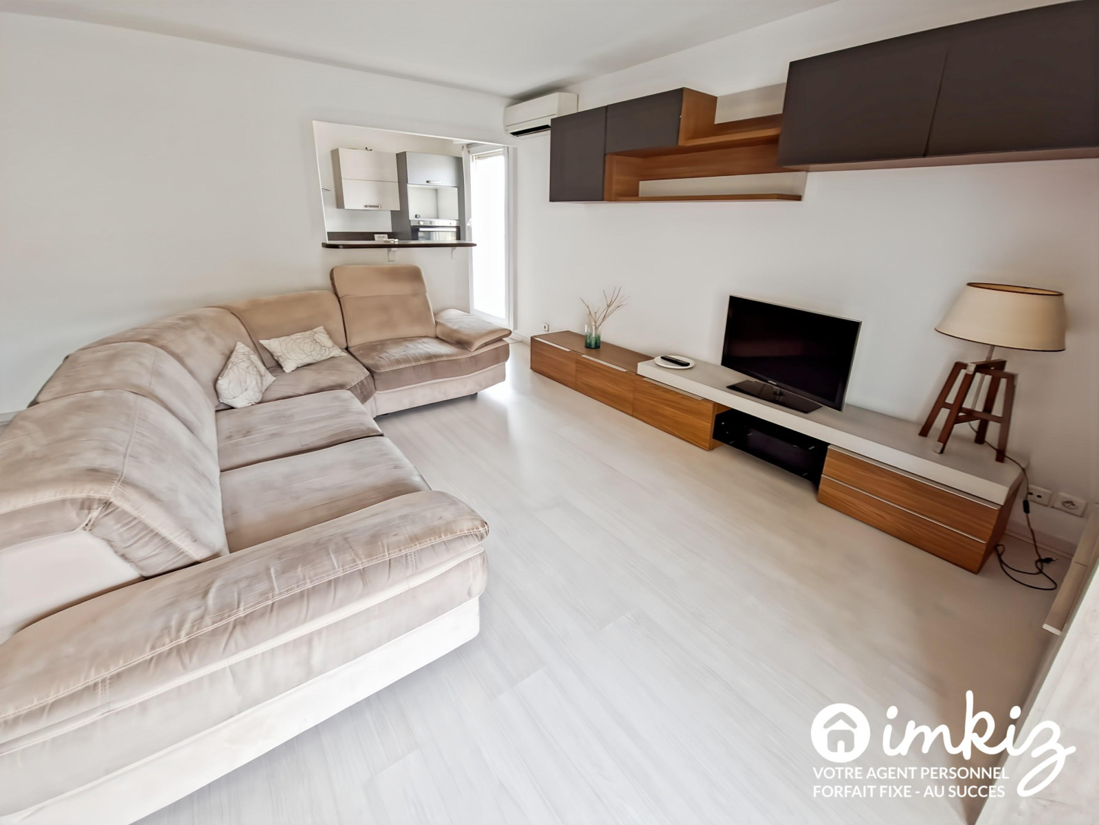 
                                                Vente
                                                 Lumineux appartement 4 pièces Secteur des Rascas