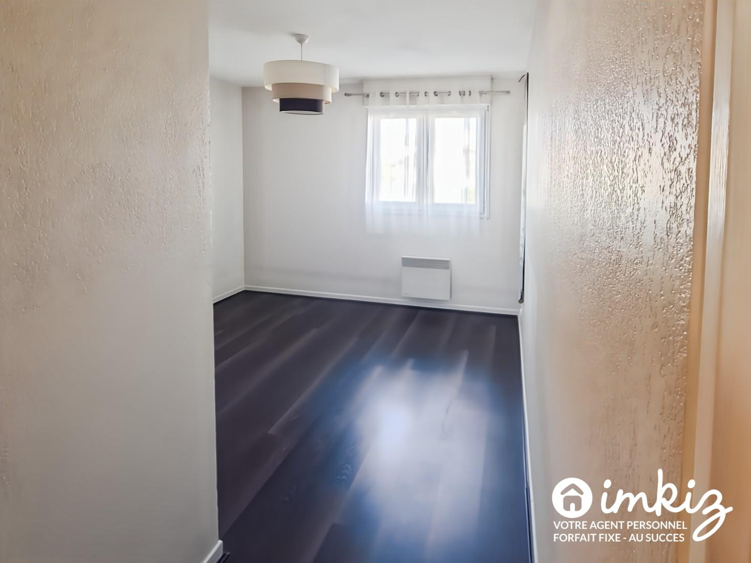 
                                                Vente
                                                 Lumineux appartement 4 pièces Secteur des Rascas