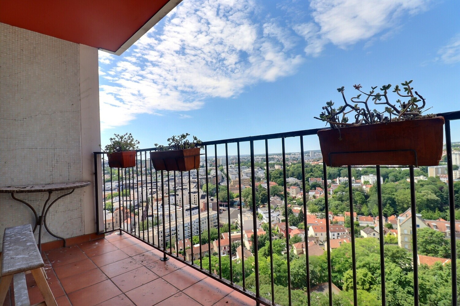 
                                                Vente
                                                 Lumineux Appartement familial de 90 m²