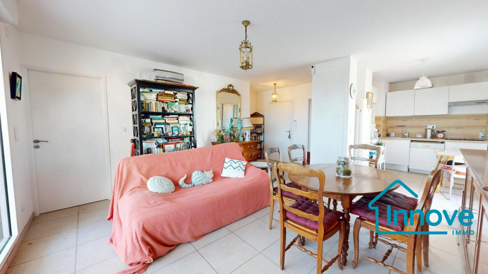 
                                                Vente
                                                 Lumineux appartement T3 avec terrasse de 64m²