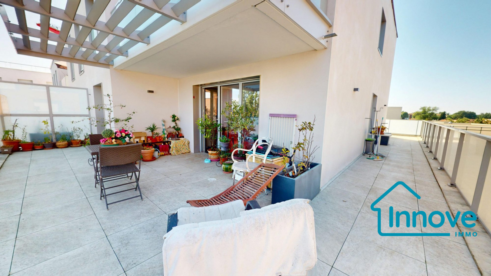 
                                                Vente
                                                 Lumineux appartement T3 avec terrasse de 64m²