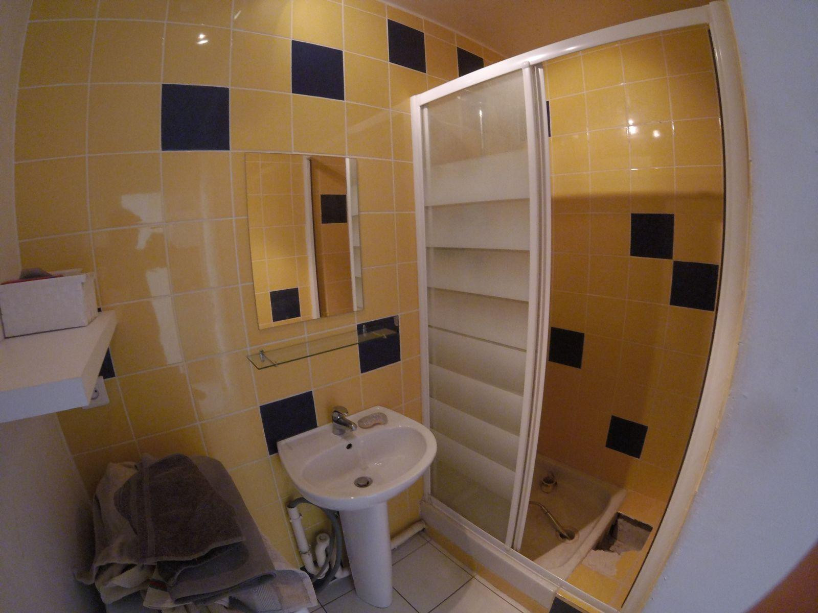 
                                                Location
                                                 Lumineux studio meublé  Aix Sud.