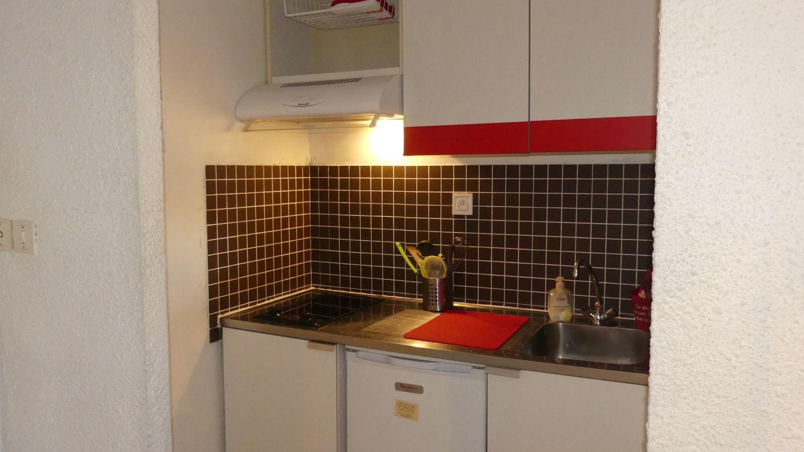 
                                                Location
                                                 Lumineux studio meublé  Aix Sud.