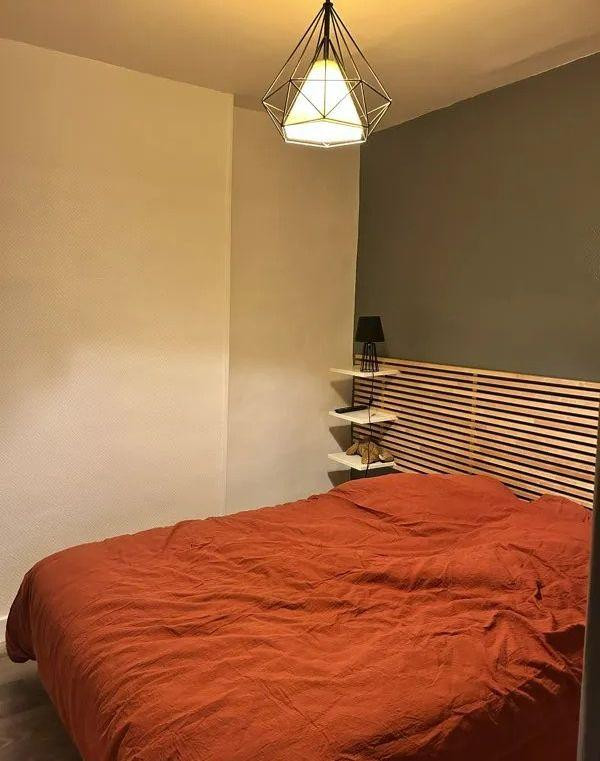 
                                                Location
                                                 Lumineux T2 bis meublé 54m²