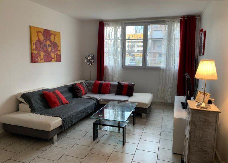 
                                                Location
                                                 Lumineux T4 à Creteil université
