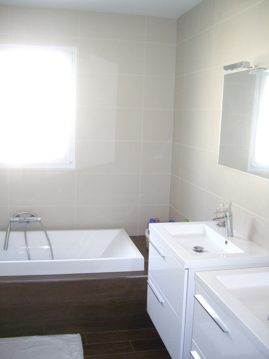 
                                                Vente
                                                 🏡 LUNEL – Maison neuve RE2020 – 3 chambres