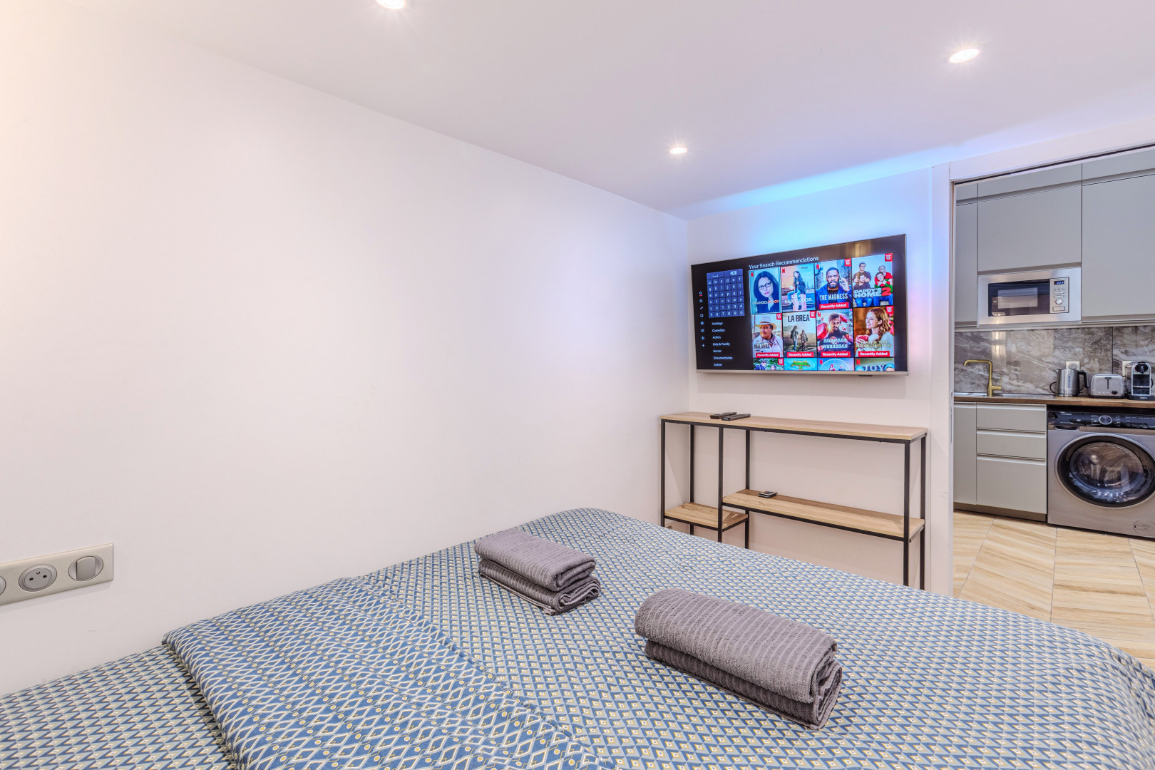 
                                                Location
                                                 Lux (loyer tout inclus)