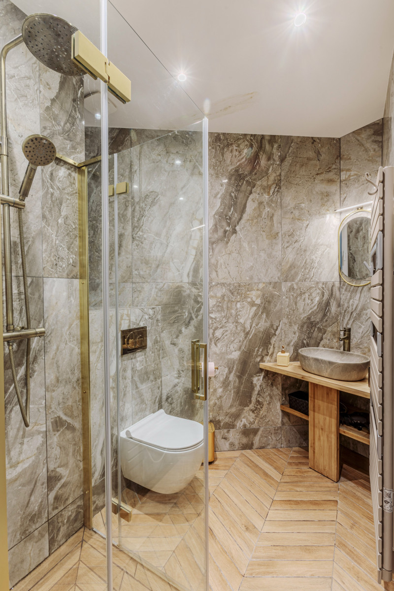 
                                                Location
                                                 Lux (loyer tout inclus)