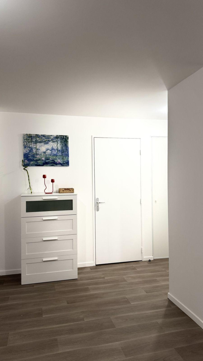 
                                                Location
                                                 Luxueux Appartement T2 NEUF, location Meublée