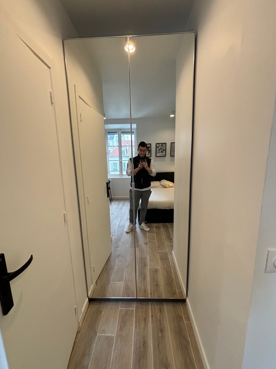 
                                                Location
                                                 Luxury & Modern Studio PARIS (loyer tout inclus)