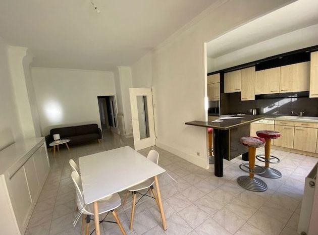 
                                                Location
                                                 LYON 3 Superbe terrasse PROCHE SAXE GAMBETTA