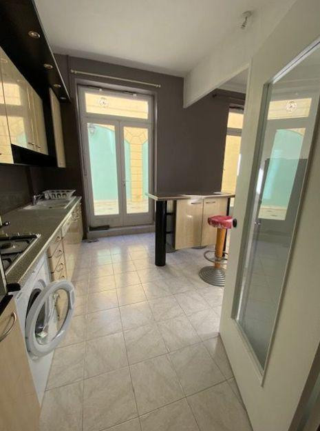 
                                                Location
                                                 LYON 3 Superbe terrasse PROCHE SAXE GAMBETTA