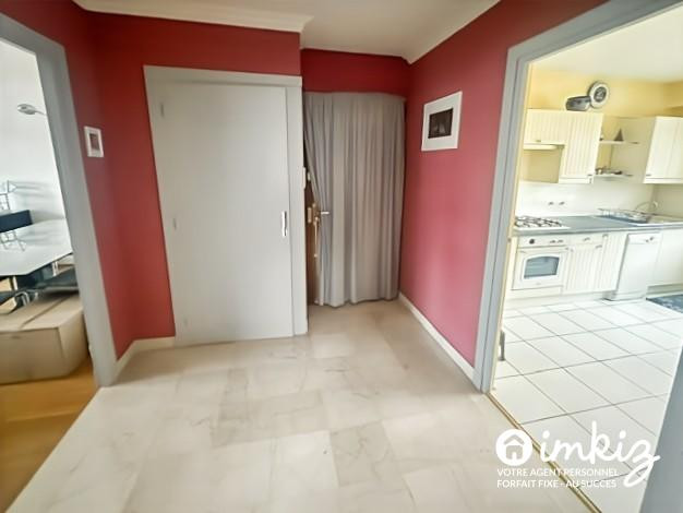 
                                                Vente
                                                 LYON 4ᵉ – CROIX-ROUSSE – T3 DE 77 M² AVEC PARKING