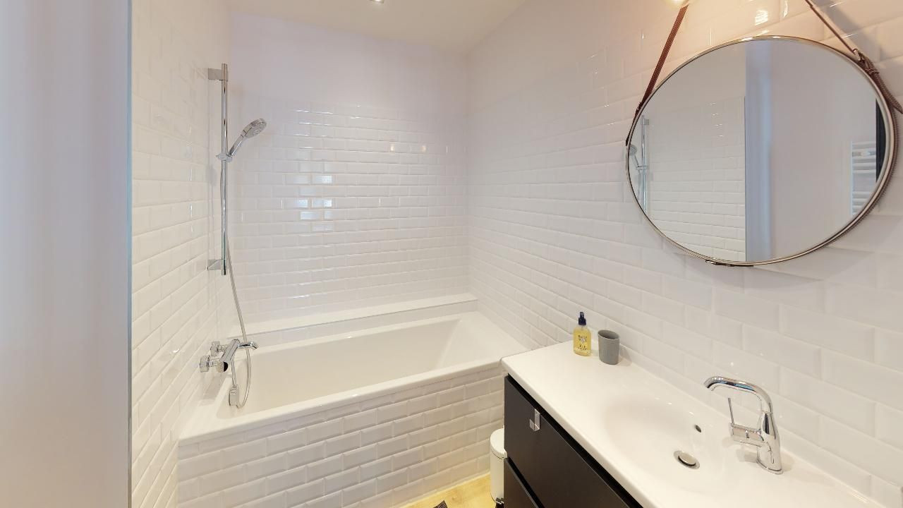 
                                                Location
                                                 Lyon 8 - Monplaisir Saint Nestor (loyer tout inclus)